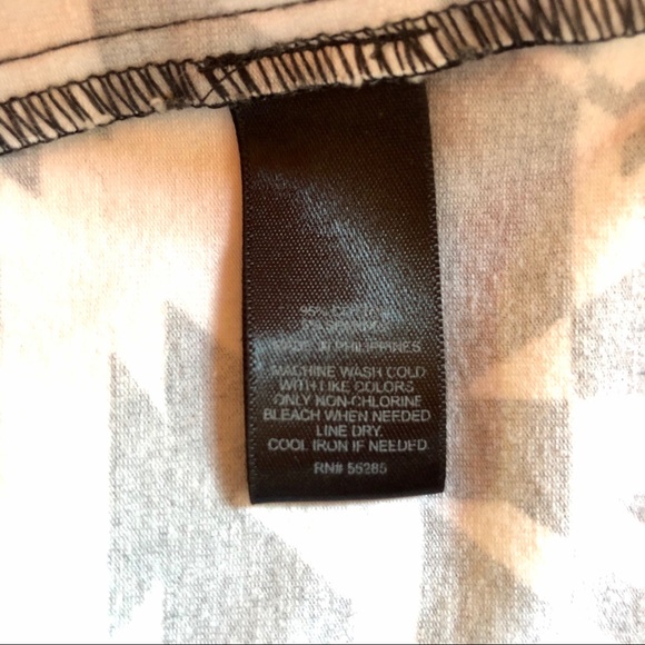 Express  Black & White Geometric Midi Skirt - Picture 3 of 4